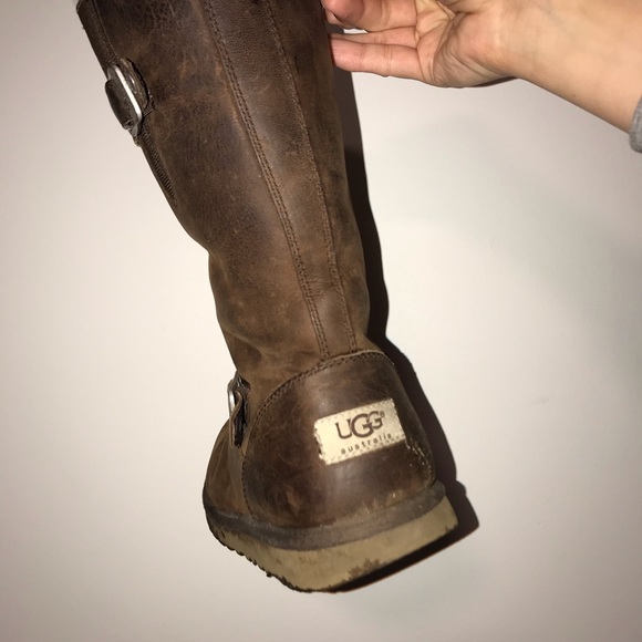 kensington ugg boots size 6